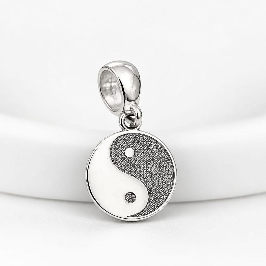PINGENTE YIN YANG
